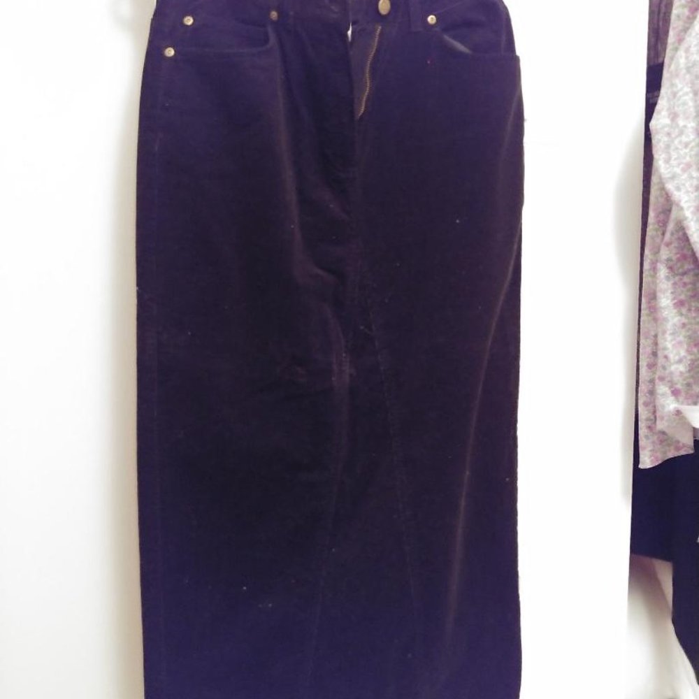 Black corduroy skirt.